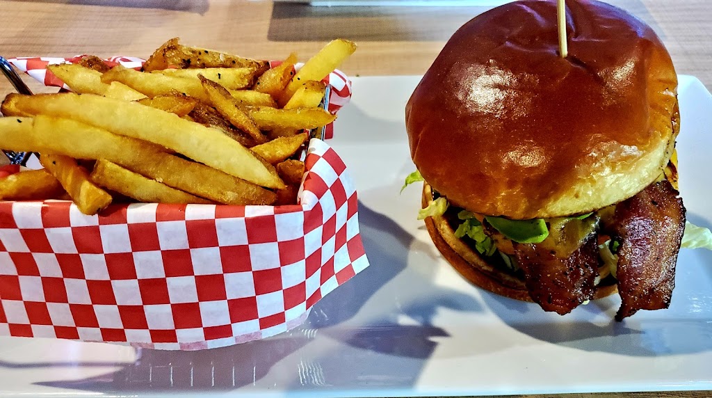 Venue Taproom | restaurant | 13699 N Litchfield Rd, Surprise, AZ 85379, USA | 6235840255 OR +1 623-584-0255