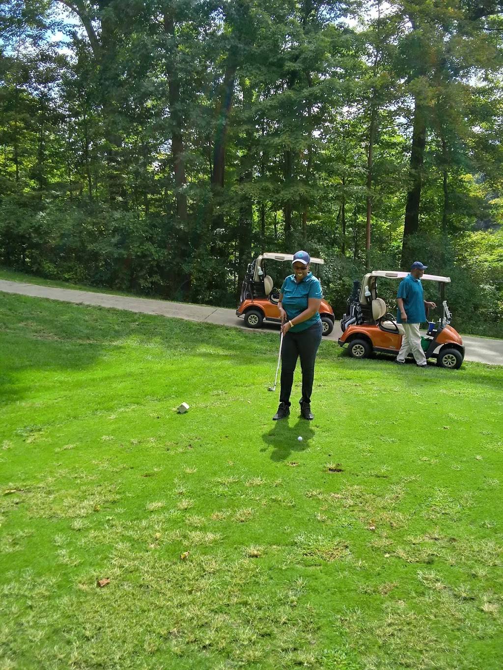 The Oak Leaf at Aston Oaks | restaurant | 1 Aston Oaks Dr, North Bend, OH 45052, USA | 5134670070 OR +1 513-467-0070