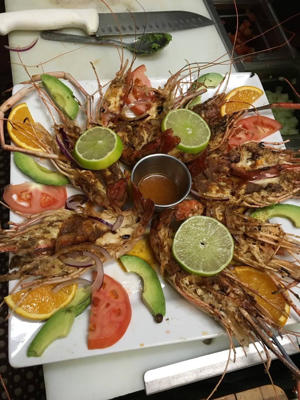 Mariscos Alas | restaurant | 15516 Paramount Blvd B, Paramount, CA 90723, USA | 5626331348 OR +1 562-633-1348