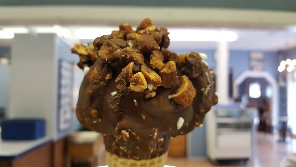 Door County Ice Cream Factory & Sandwich Shoppe | meal takeaway | 11051 WI-42, Sister Bay, WI 54234, USA | 9208549693 OR +1 920-854-9693