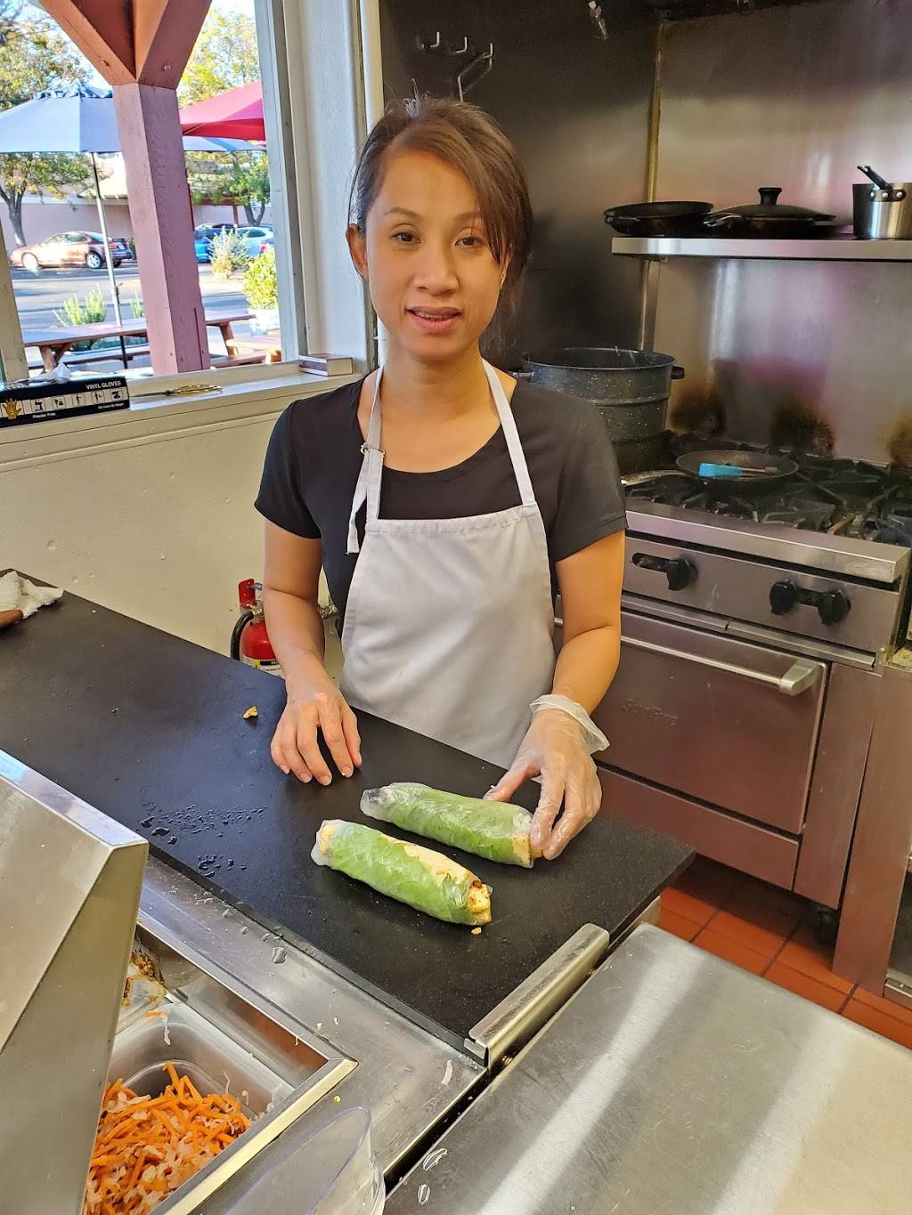 Saigon Café | restaurant | 548 E Cotati Ave, Cotati, CA 94931, USA | 7076645925 OR +1 707-664-5925