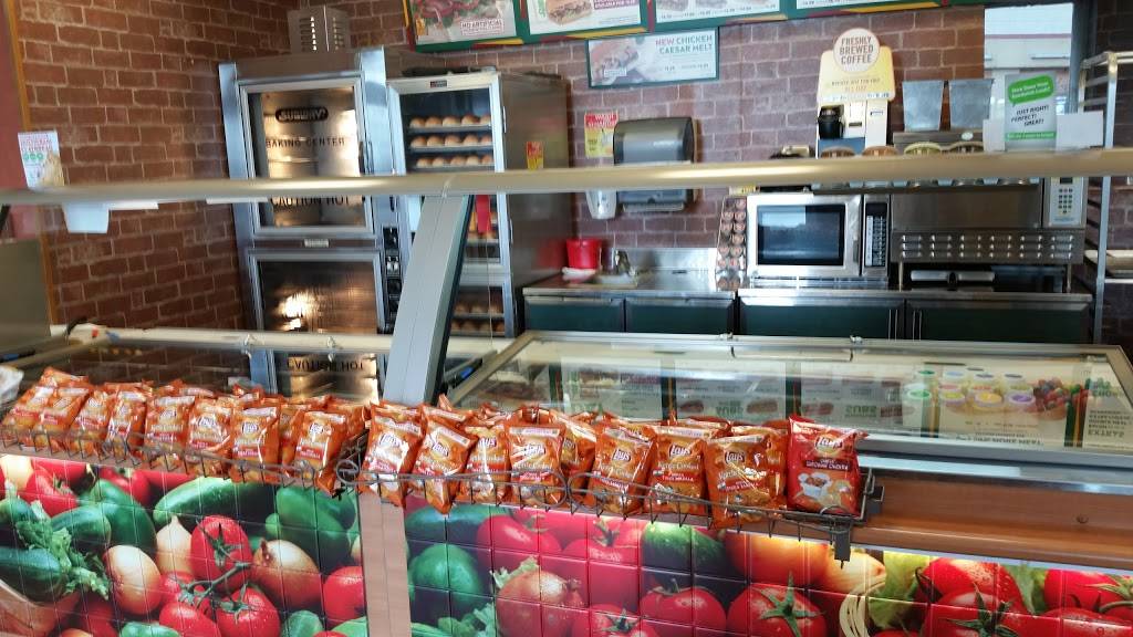 Subway | restaurant | 424 Wright Blvd, Conway, SC 29527, USA | 8432485637 OR +1 843-248-5637