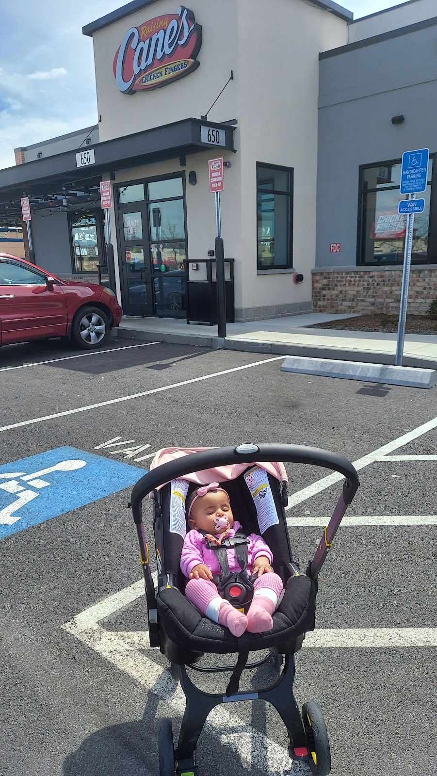 Raising Canes Chicken Fingers | restaurant | 90 Pleasant Valley St Suite 650, Methuen, MA 01844, USA | 9788482162 OR +1 978-848-2162