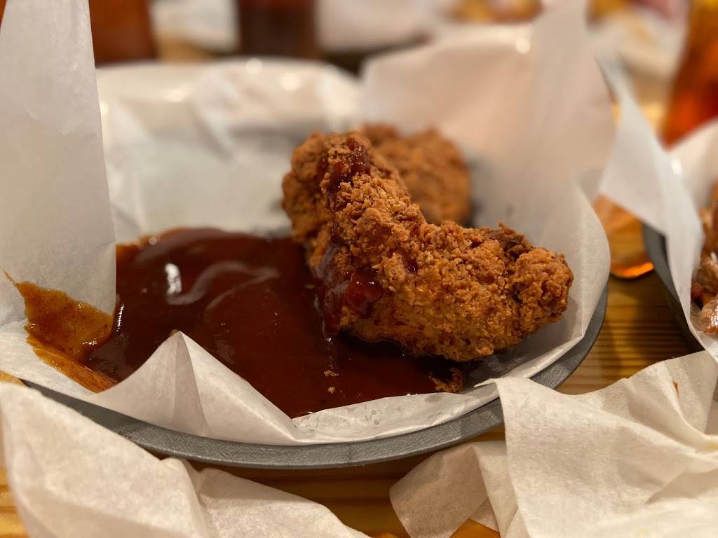 The Smokehouse | restaurant | 403 Old Hwy 64 E, Waynesboro, TN 38485, USA | 9317225037 OR +1 931-722-5037