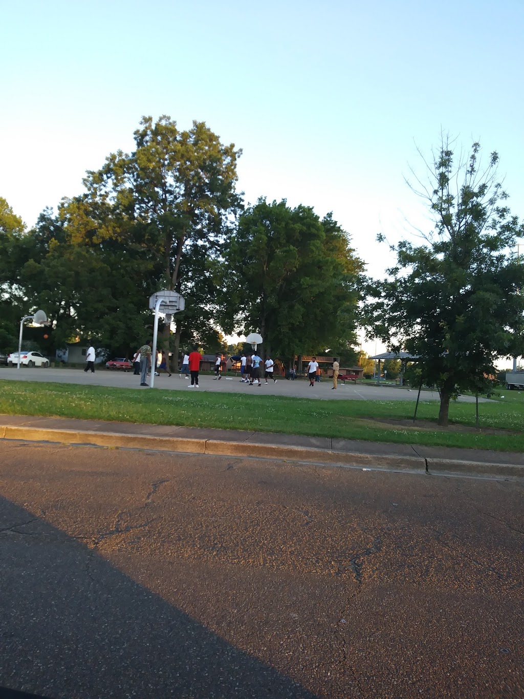 Westside | restaurant | 300 W Gibbs St, Greenwood, MS 38930, USA | 6624553300 OR +1 662-455-3300