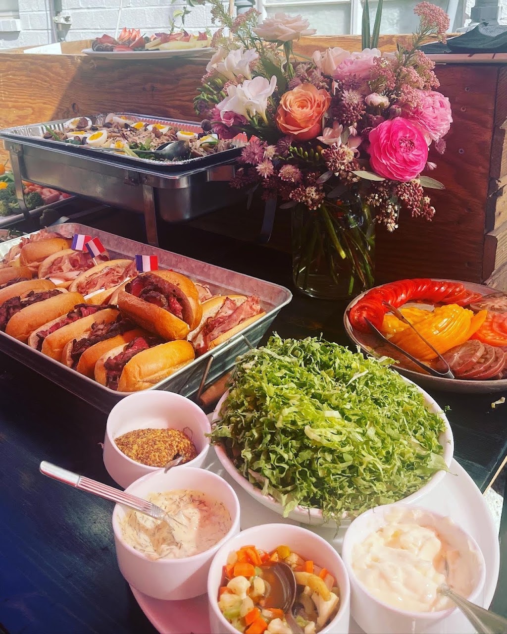 This Mamas House LV | restaurant | 1020 E Fremont St #120, Las Vegas, NV 89101, USA | 6264755415 OR +1 626-475-5415