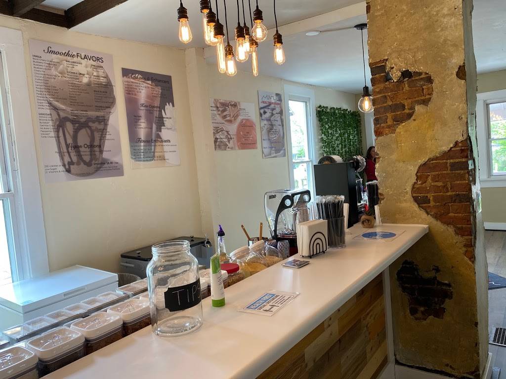 Healthy Hoosiers | restaurant | 211 S Grant St, Bloomington, IN 47401, USA | 5745968597 OR +1 574-596-8597