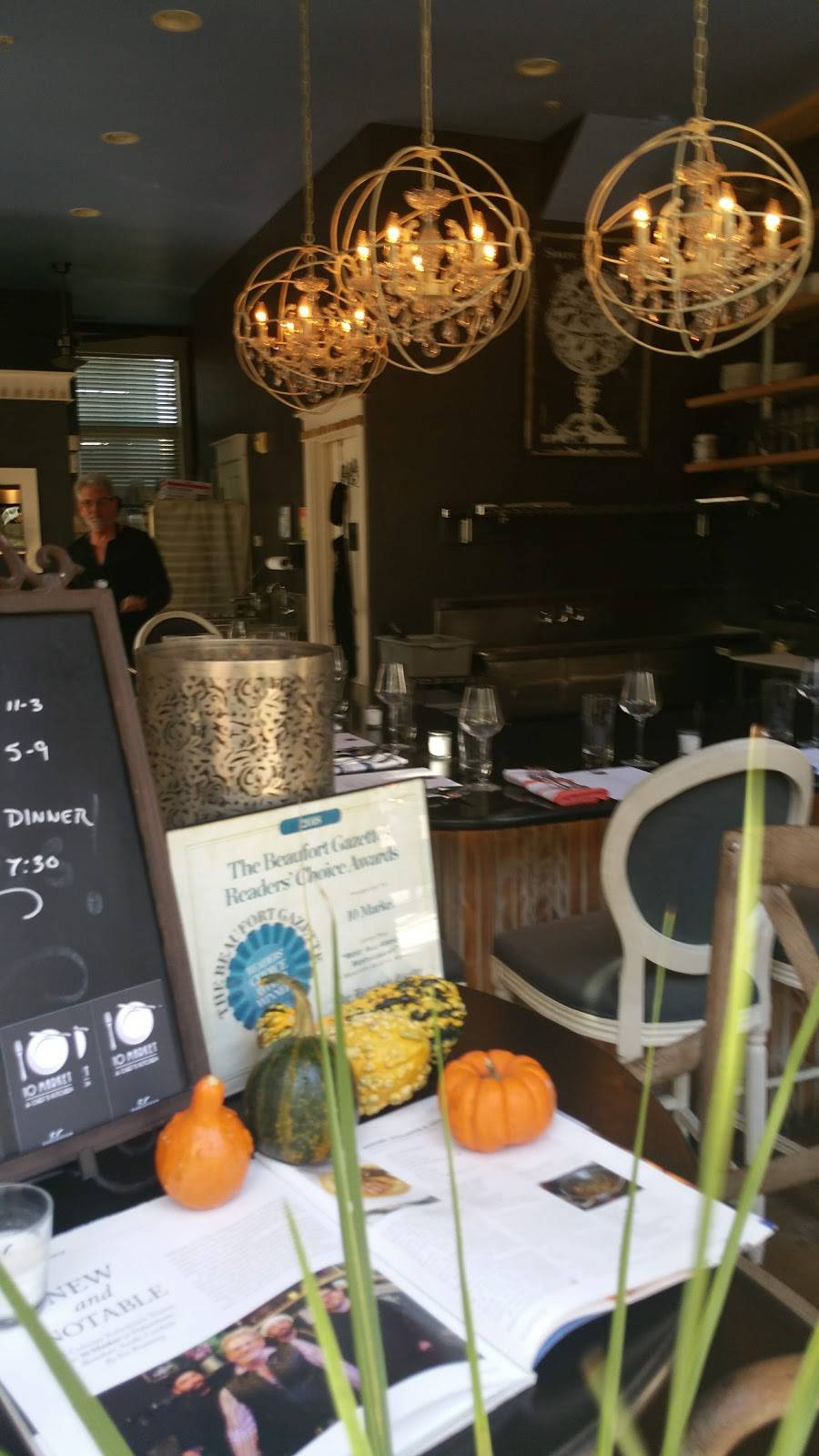 10 Market - A Chefs Kitchen | restaurant | 10 Market, Beaufort, SC 29906, USA | 8436441090 OR +1 843-644-1090