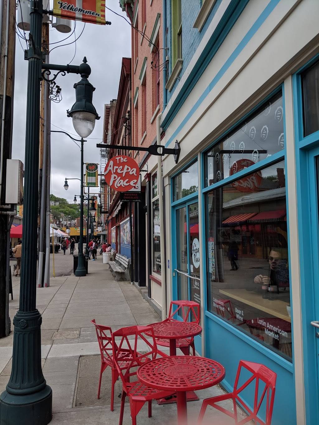 The Arepa Place | restaurant | 131 W Elder St, Cincinnati, OH 45202, USA | 5137449500 OR +1 513-744-9500