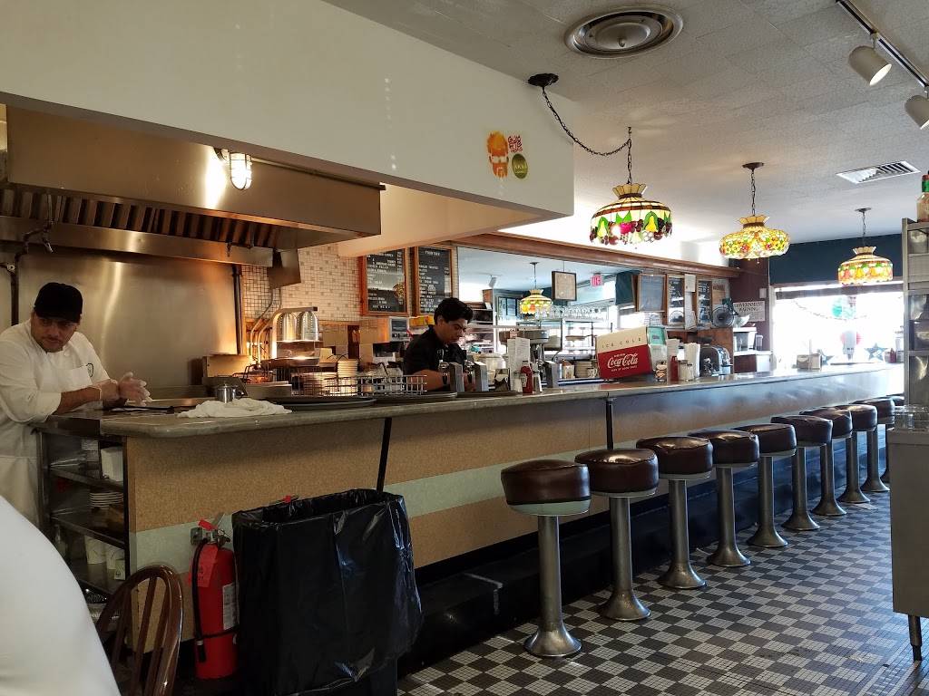 Hildebrandts | restaurant | 84 Hillside Avenue, Williston Park, NY 11596, USA | 5167410608 OR +1 516-741-0608