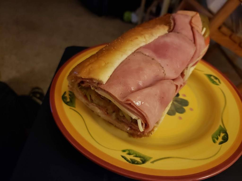 Casapullas | restaurant | 514 Casapulla Ave, Wilmington, DE 19805, USA | 3029945934 OR +1 302-994-5934