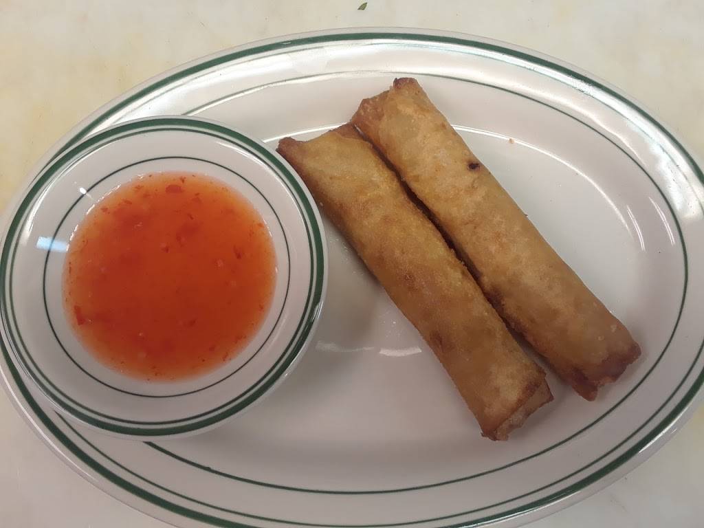 Valeries Asian Cuisine | restaurant | 106 Wildwood Rd, Willernie, MN 55090, USA | 6514263668 OR +1 651-426-3668