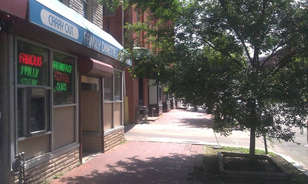 Family Dinette | restaurant | 511 G St NW, Washington, DC 20001, USA | 2028980462 OR +1 202-898-0462