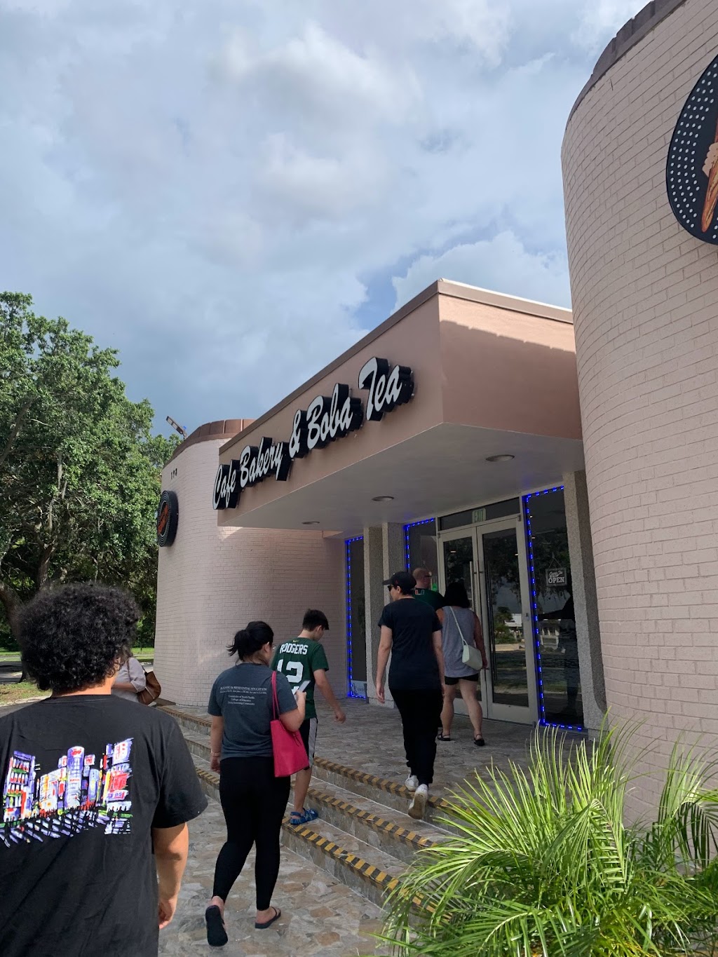 Paris Banh Mi Auburndale | restaurant | 198 Melton Ave, Auburndale, FL 33823, USA | 8632609888 OR +1 863-260-9888