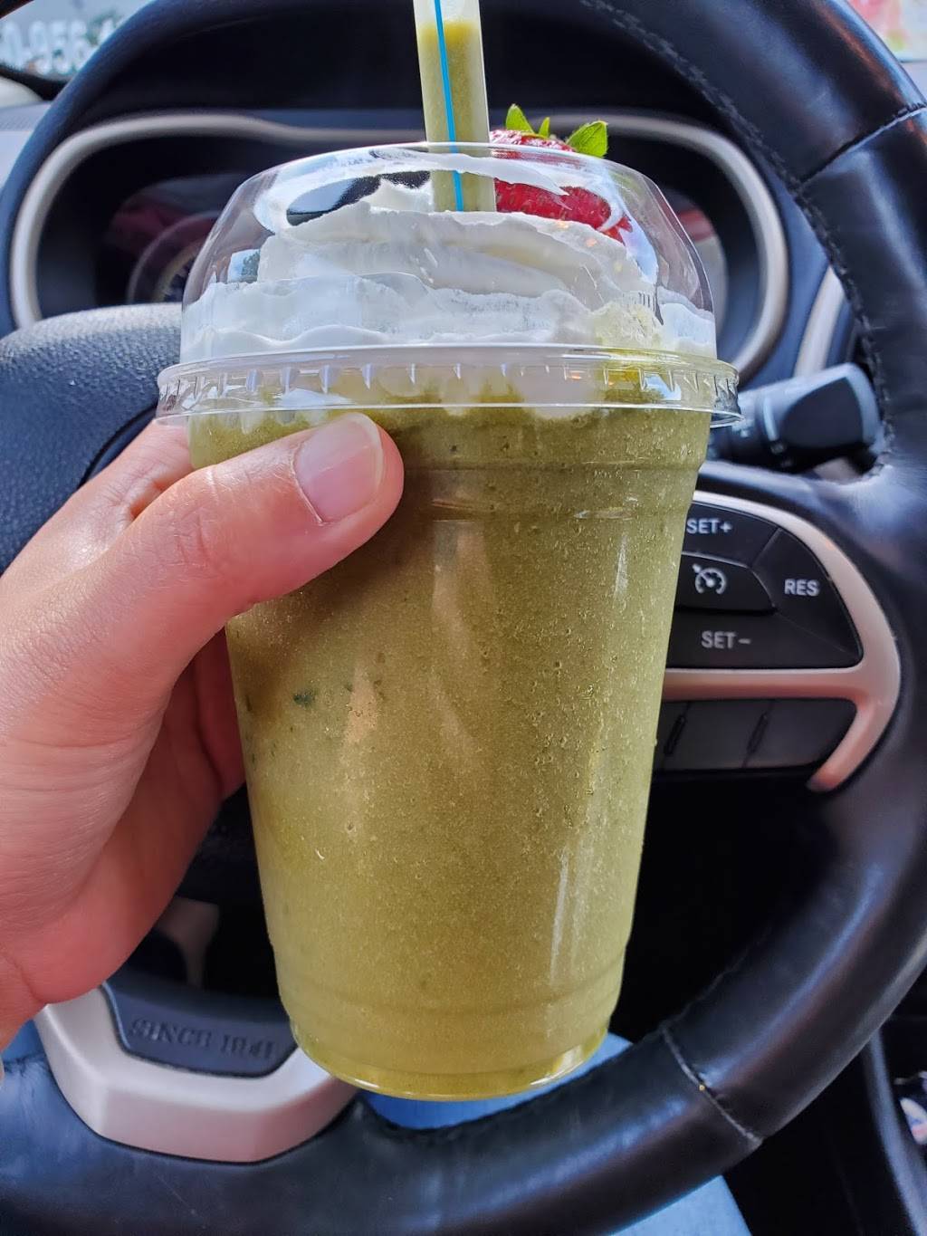 Erikas Kreation Bionicos | restaurant | 15735 Main St, Hesperia, CA 92345, USA | 7609982155 OR +1 760-998-2155