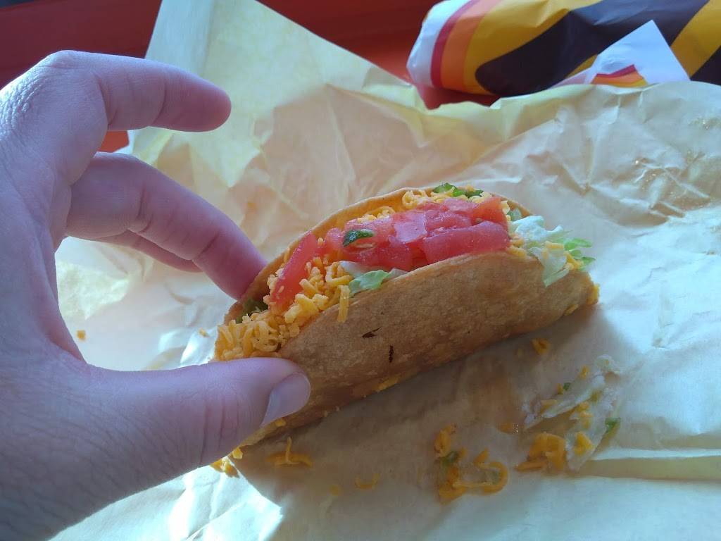 Naugles Tacos & Burgers | restaurant | 12120 Beach Blvd, Stanton, CA 90680, USA | 5624844423 OR +1 562-484-4423