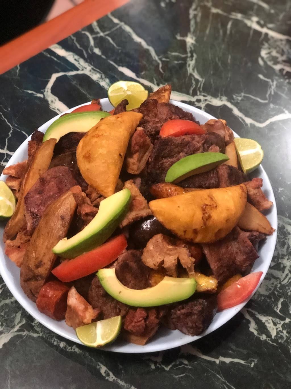 La Casa de las Parrilladas Colombian And Puerto Rican Restaurant | restaurant | 8109 California Ave, South Gate, CA 90280, USA | 3239965103 OR +1 323-996-5103