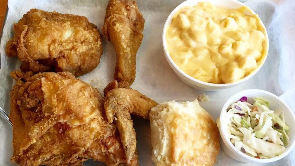 The Blue Hen | restaurant | 271 US-6, Mahopac, NY 10541, USA | 8455192268 OR +1 845-519-2268