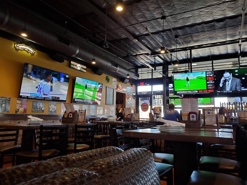 Cold Beers & Cheeseburgers | restaurant | 5005 E Chandler Blvd, Phoenix, AZ 85048, USA | 4805906502 OR +1 480-590-6502