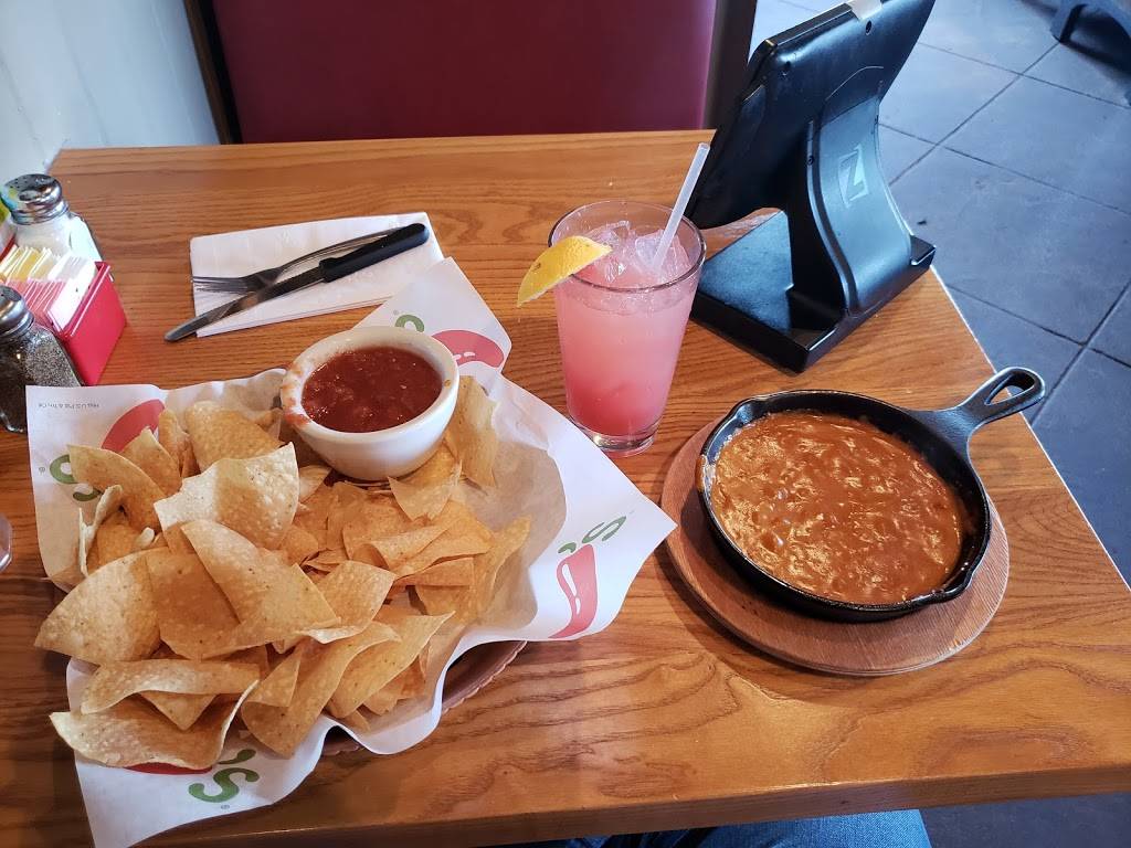 Chilis Grill & Bar | restaurant | 8350 NW Roanridge Rd, Kansas City, MO 64151, USA | 8167414433 OR +1 816-741-4433