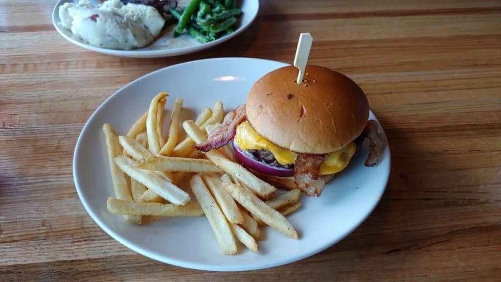 Applebees Grill + Bar | restaurant | 12740 Southwest Fwy, Stafford, TX 77477, USA | 2812651415 OR +1 281-265-1415