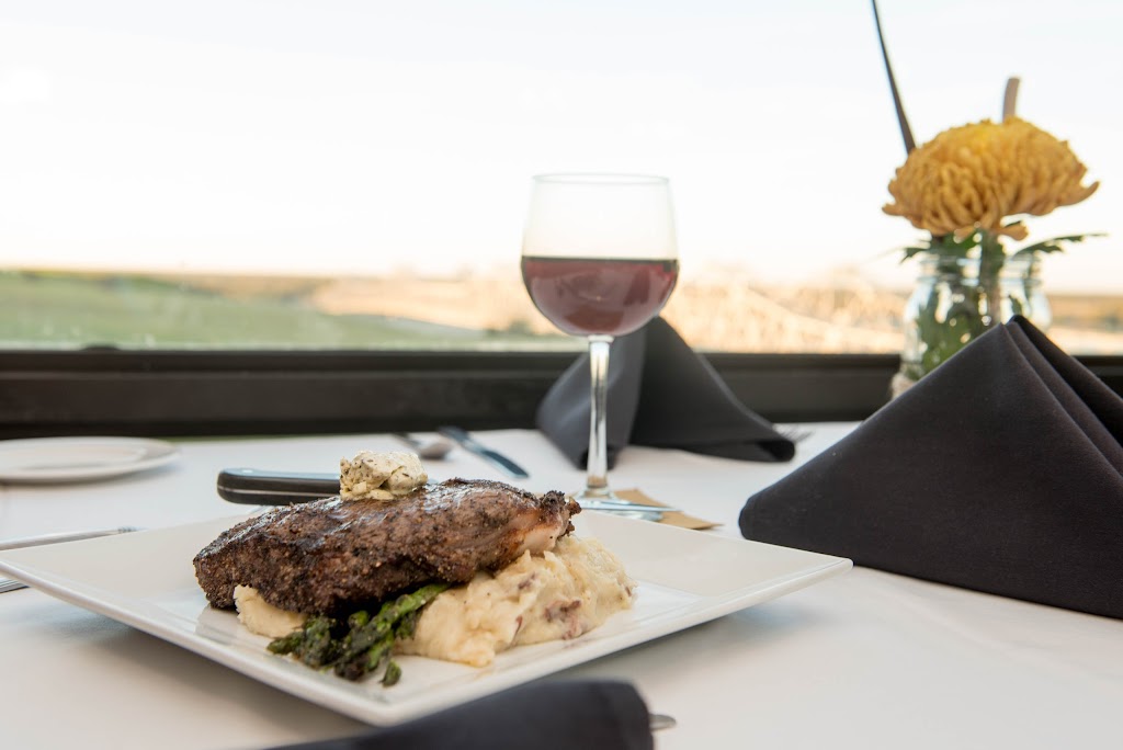 The Pilot House | restaurant | 130 John R Junkin Dr, Natchez, MS 39120, USA | 6016538888 OR +1 601-653-8888