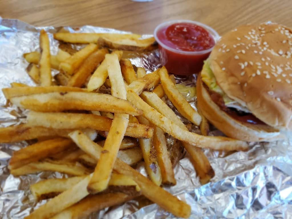 Five Guys | restaurant | 808 W Oglethorpe Hwy, Hinesville, GA 31313, USA | 9124634912 OR +1 912-463-4912