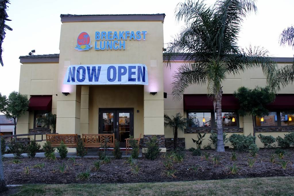 The Broken Yolk Cafe | restaurant | 26495 Ynez Rd, Temecula, CA 92591, USA | 8552299655 OR +1 855-229-9655