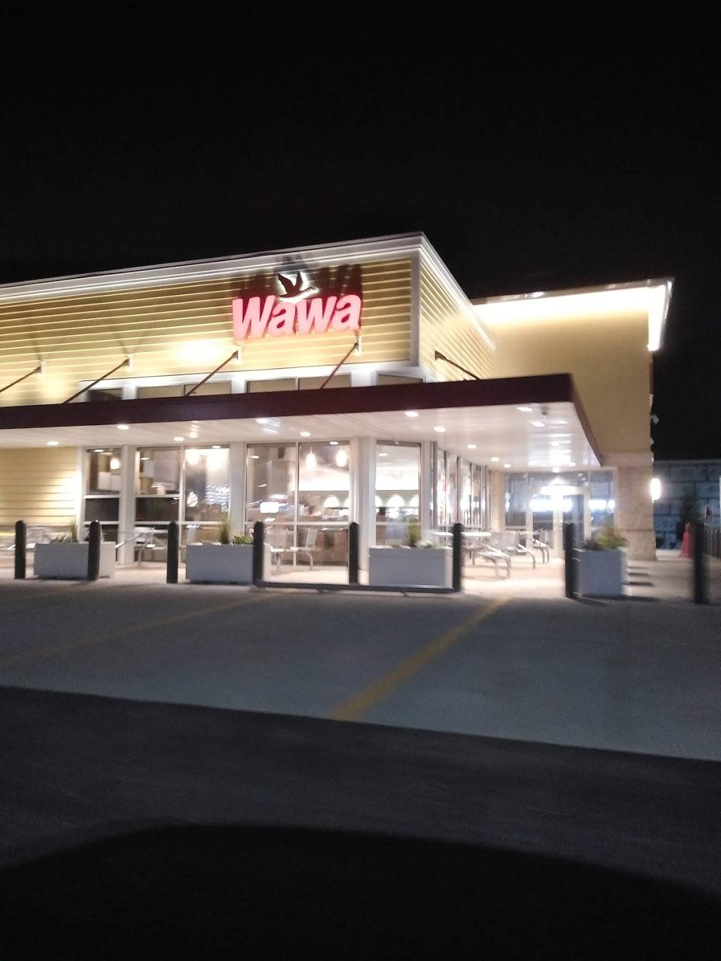 Wawa | cafe | 8251 Old Middleburg Rd S, Jacksonville, FL 32222, USA | 9043297007 OR +1 904-329-7007