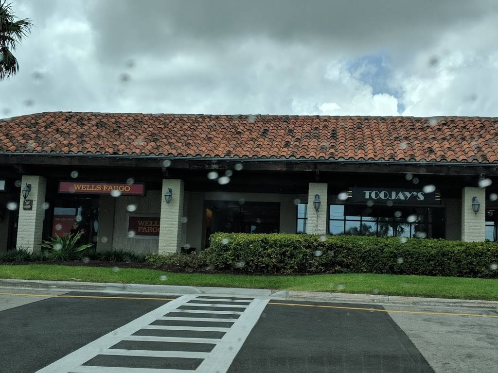 Bluffs Square Shoppes | shopping mall | 4050 US-1, Jupiter, FL 33477, USA | 5616302300 OR +1 561-630-2300