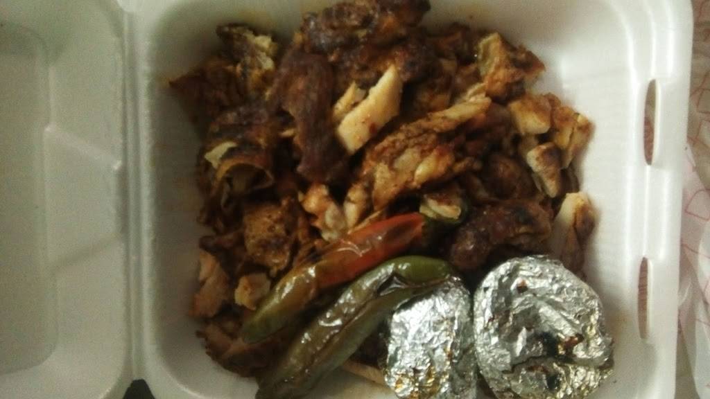 Polleria Los Plebes De Guamuchil | restaurant | int 25A, Palmas 26008, El Refugio, Tijuana, B.C., Mexico | 016642160923 OR +52 664 216 0923