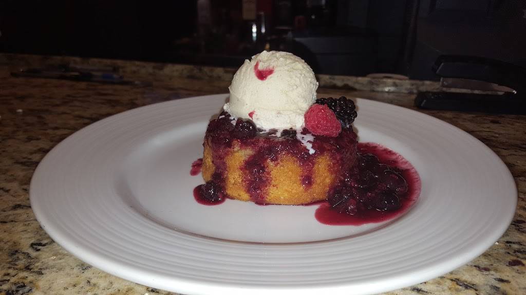 The Shock Top Terrace | restaurant | 2695 E Katella Ave, Anaheim, CA 92806, USA | 7147042400 OR +1 714-704-2400