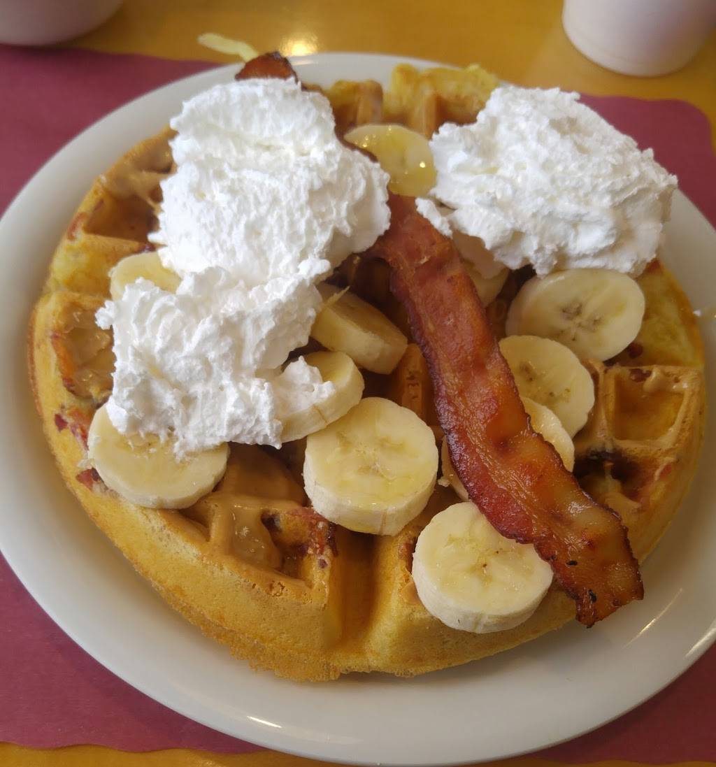 Vics Waffle House | restaurant | 283 Old Main St, Tewksbury, MA 01876, USA | 9786409610 OR +1 978-640-9610