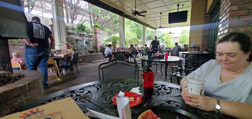U.S. Pizza Co. Rodney Parham | restaurant | 9300 N Rodney Parham Rd, Little Rock, AR 72227, USA | 5012246300 OR +1 501-224-6300