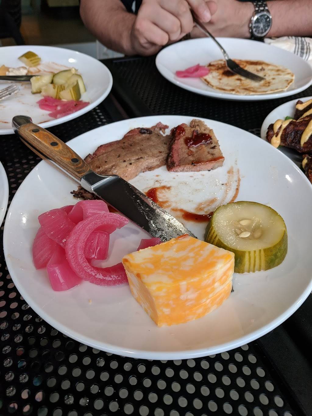 Hickory & Oak | restaurant | 705 State St, Bowling Green, KY 42101, USA | 2707159268 OR +1 270-715-9268