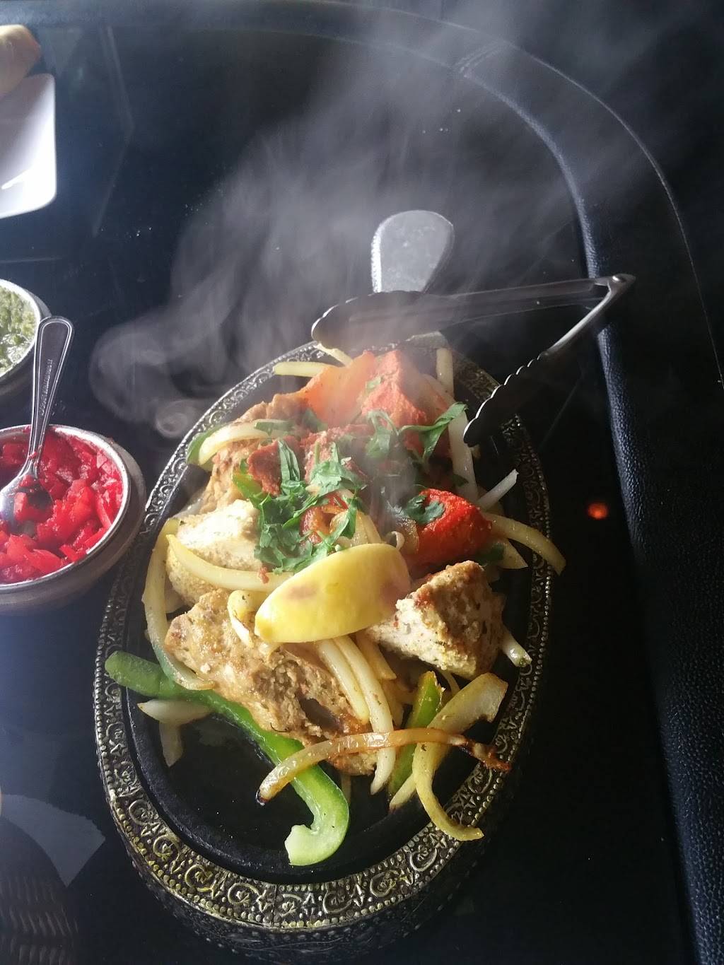 Laxmis Indian Grille - Manayunk | restaurant | 4425 Main St, Philadelphia, PA 19127, USA | 2155082120 OR +1 215-508-2120