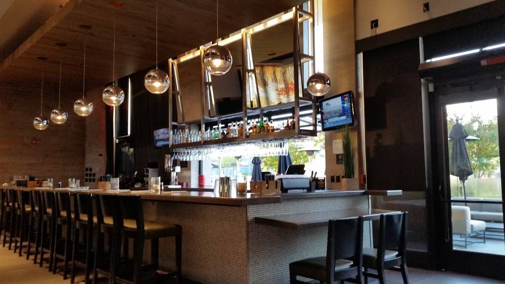 P.F. Changs | restaurant | 15151 Potomac Town Pl, Woodbridge, VA 22191, USA | 7039861133 OR +1 703-986-1133