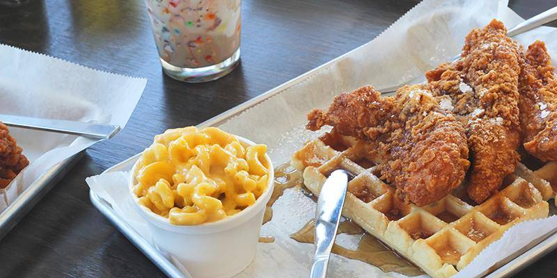 Big Shakes Nashville Hot Chicken | restaurant | 720 Rivergate Pkwy Suite B, Goodlettsville, TN 37072, USA | 6155599955 OR +1 615-559-9955