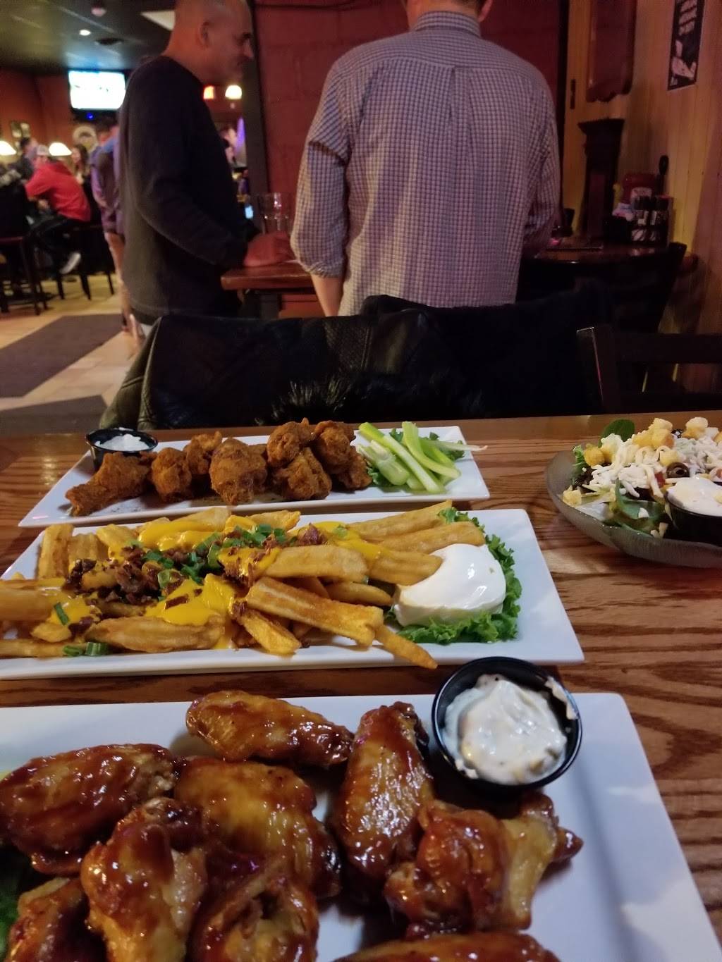 Firehouse Grille & Pub | restaurant | 2768 Stark Dr, Willoughby Hills, OH 44094, USA | 4409434983 OR +1 440-943-4983