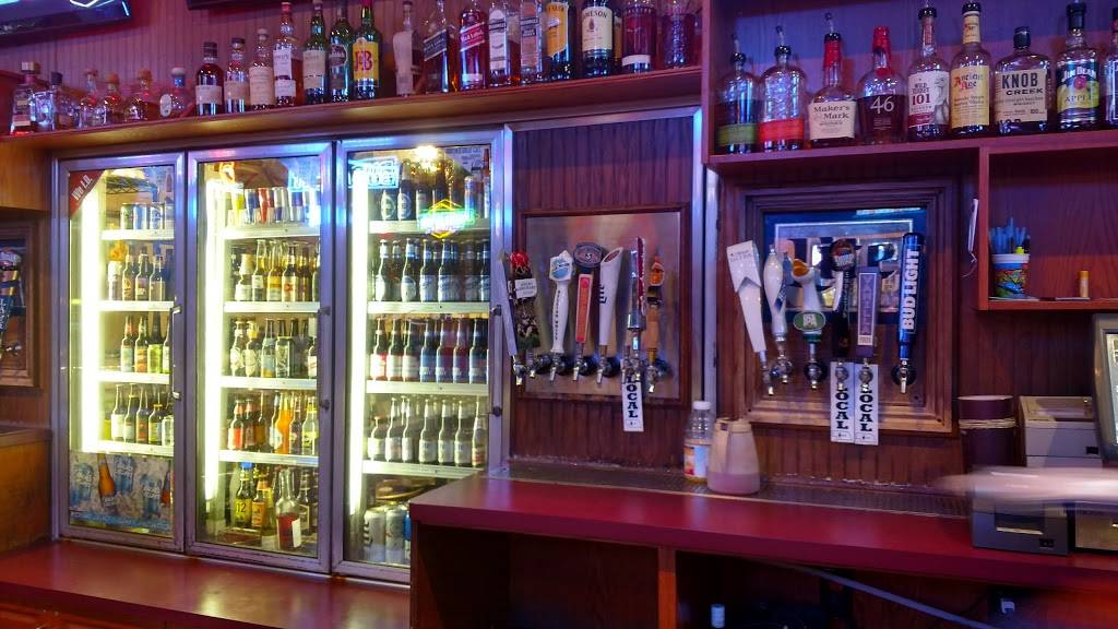 Brewskys Food & Spirits South | restaurant | 1602 South St, Lincoln, NE 68502, USA | 4024382739 OR +1 402-438-2739