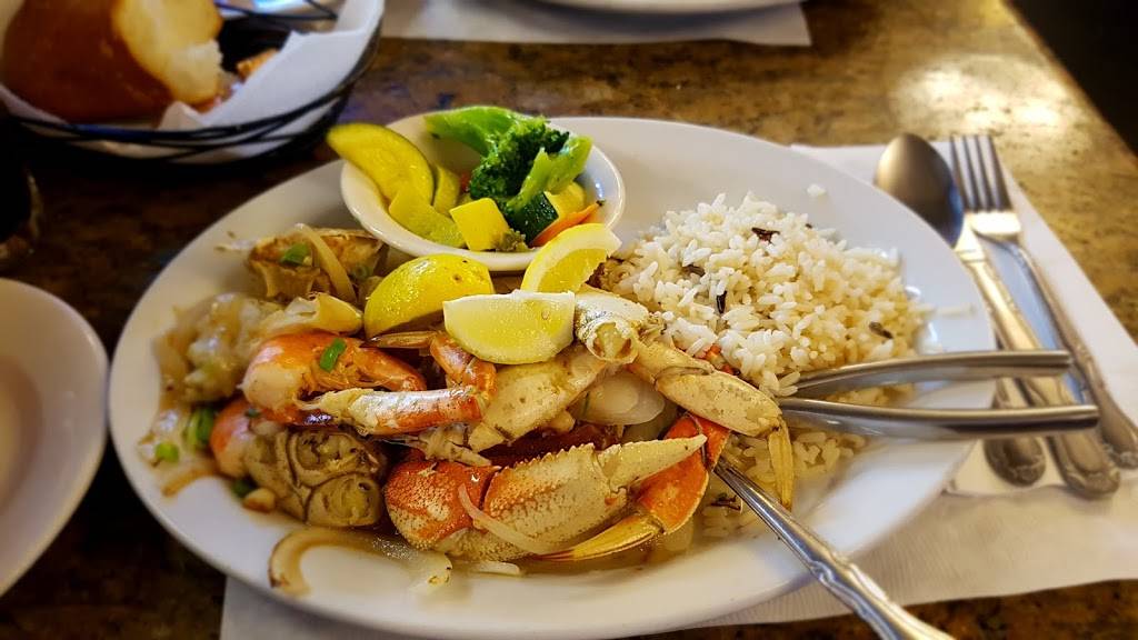 Sabella & La Torre | restaurant | 2809 Taylor St, San Francisco, CA 94133, USA | 4156732824 OR +1 415-673-2824