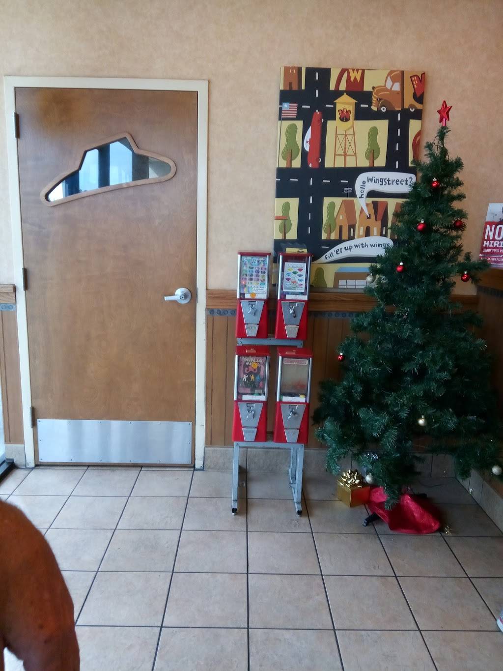 Pizza Hut | restaurant | 410 W Felicita Ave Suite P, Escondido, CA 92025, USA | 7607376800 OR +1 760-737-6800