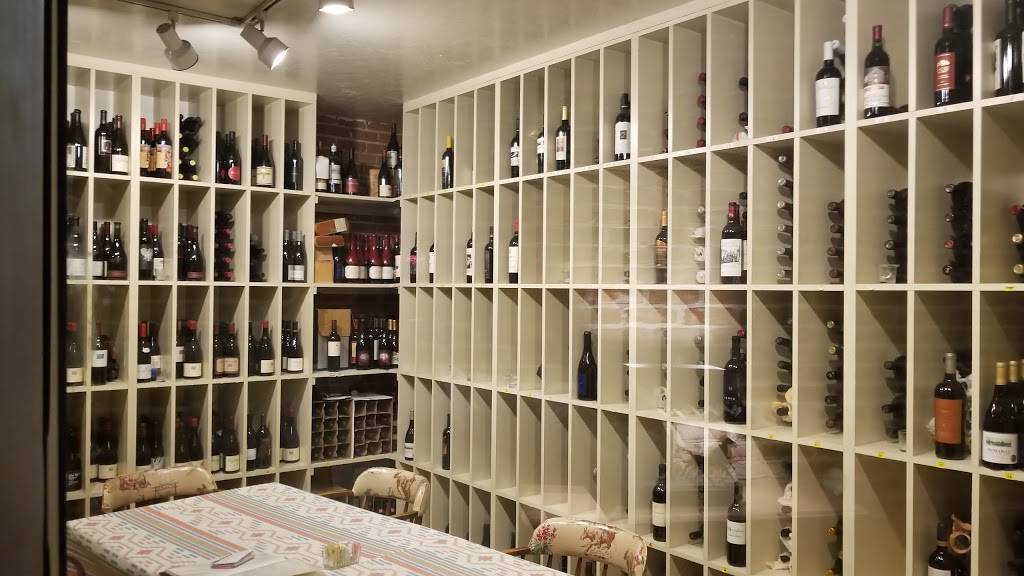 Double LL Steak House & Saloon | restaurant | 401 E Center Ave, Visalia, CA 93291, USA | 5596271126 OR +1 559-627-1126