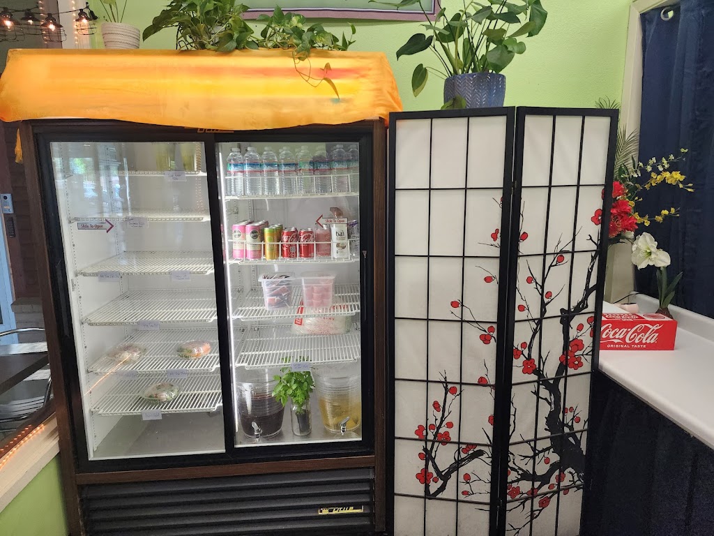 Wholly Bowl & Rolls | restaurant | 1247 S Main St, Lakeport, CA 95453, USA | 7079008534 OR +1 707-900-8534