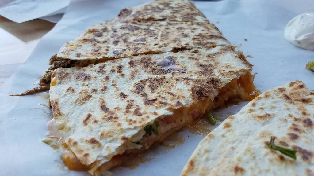 Fuzzys Taco Shop | restaurant | 208 Johnny Bench Dr suite c, Oklahoma City, OK 73104, USA | 4056023899 OR +1 405-602-3899