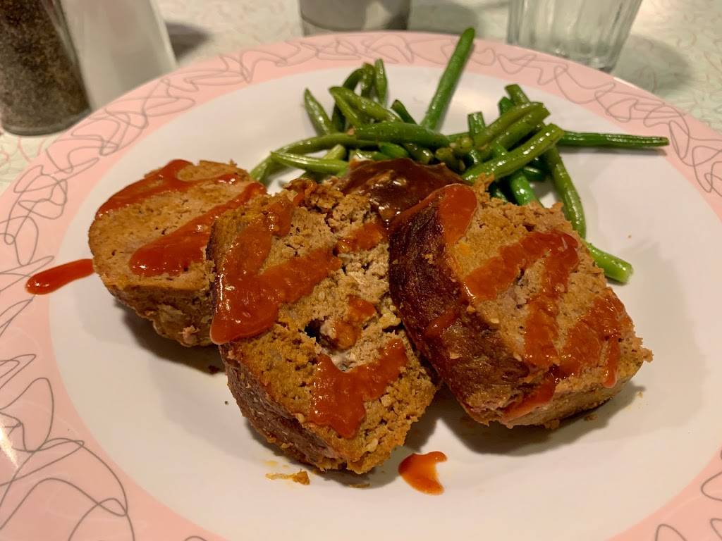 50s Prime Time Café | cafe | 351 South Studio Drive, Kissimmee, FL 32836, USA | 4079393463 OR +1 407-939-3463