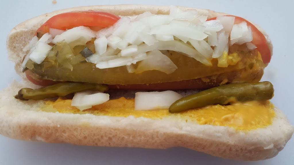 Wienerschnitzel | restaurant | 752 E Dyer Rd, Santa Ana, CA 92705, USA | 7149668543 OR +1 714-966-8543