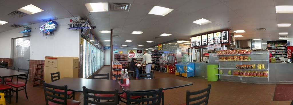 Lisas Chicken | restaurant | 2301 W Jefferson St, Grand Prairie, TX 75051, USA | 9726393811 OR +1 972-639-3811