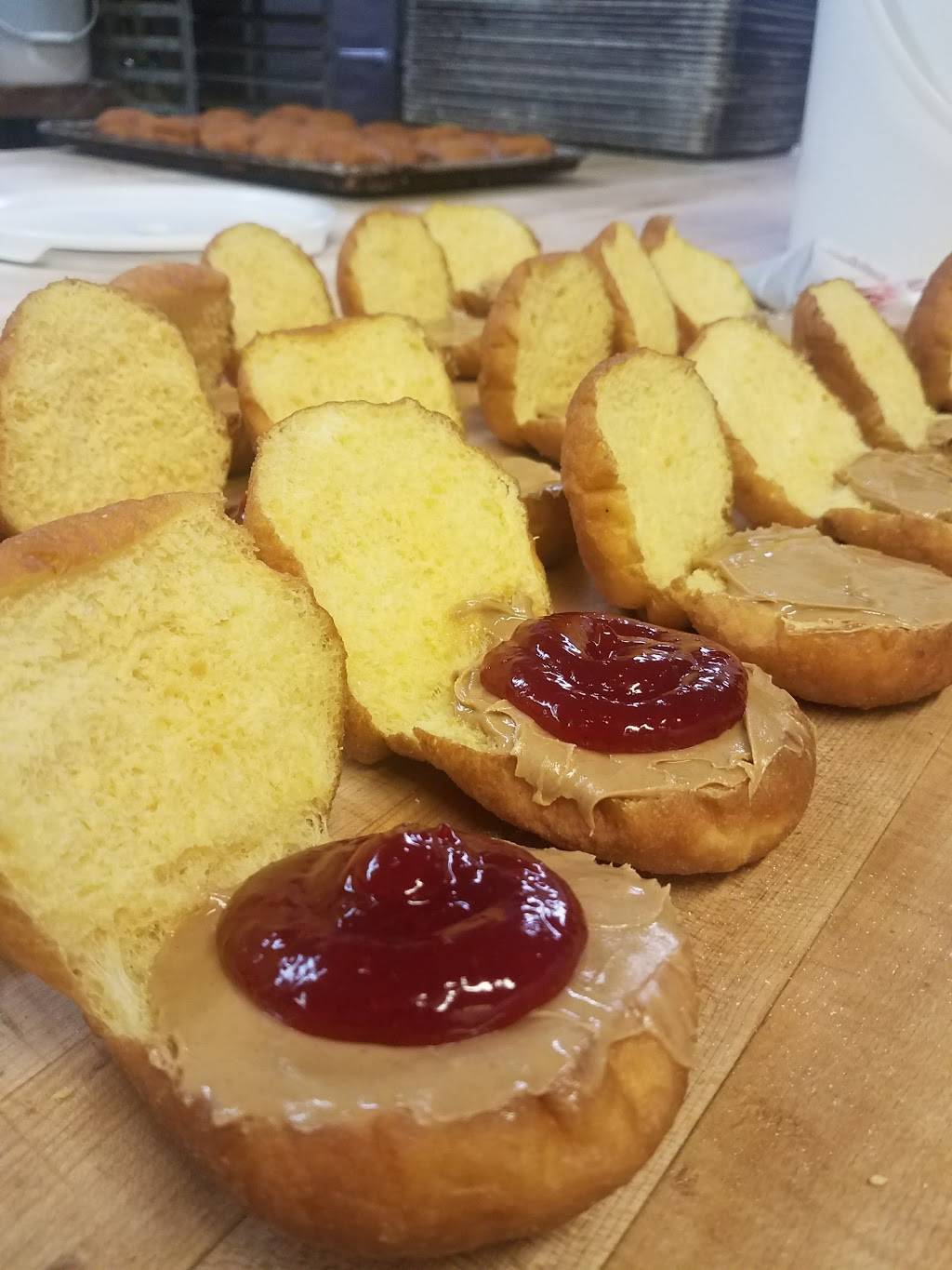 Cumberland Station Bake Shop | bakery | 36 E Northwest Hwy, Des Plaines, IL 60016, USA | 8478277810 OR +1 847-827-7810