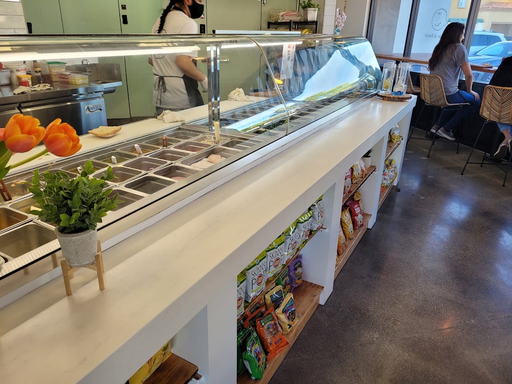 Ooh La La Panini | restaurant | 27069 1/2 McBean Pkwy, Santa Clarita, CA 91355, USA | 6615057073 OR +1 661-505-7073